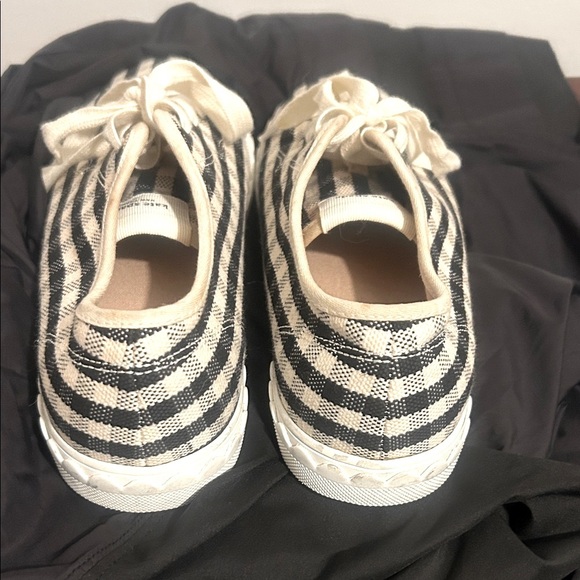 Kate Spade Gingham Lace-Up Sneakers! So cute for FALL!!! - Picture 2 of 4